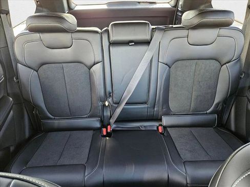 New 2025 Jeep Grand Cherokee Altitude image 15