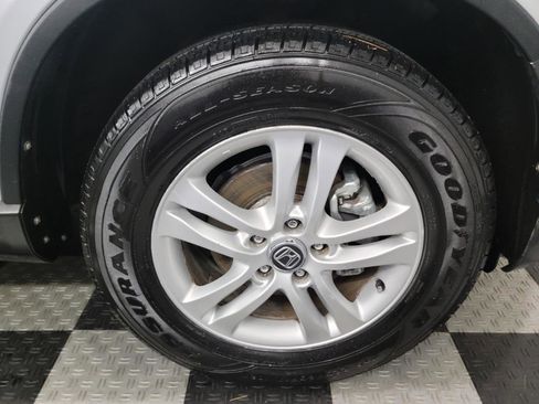 Used 2011 Honda CR-V LX image 23