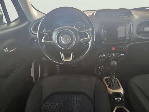 Used 2017 Jeep Renegade Latitude AWD/4WD image 57