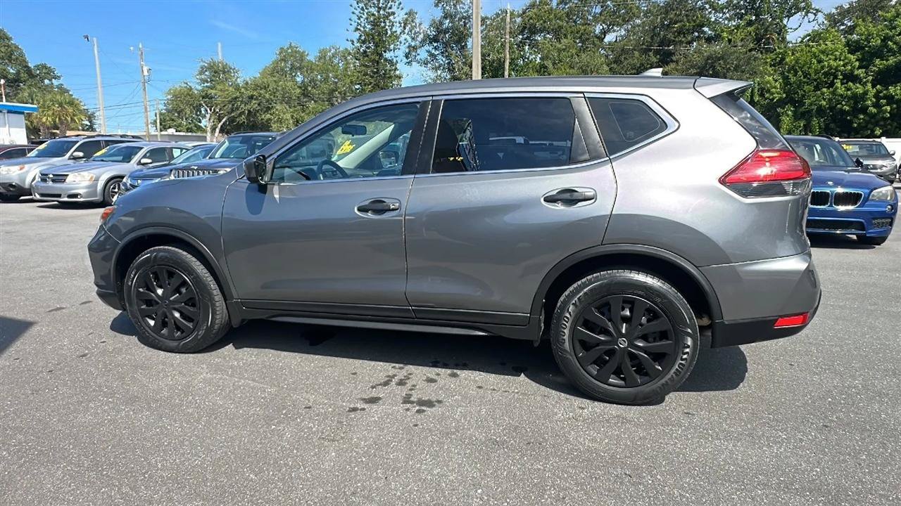 Used 2017 Nissan Rogue S FWD image 13