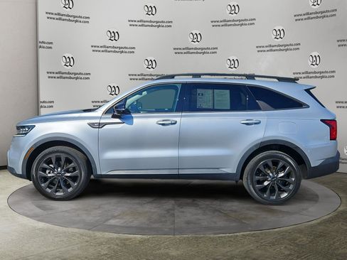 Used 2021 Kia Sorento SX Prestige AWD/4WD image 2