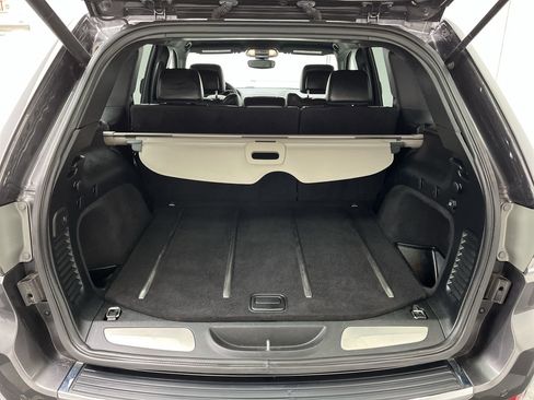 Used 2017 Jeep Grand Cherokee Limited w/ Trailer Tow Group IV image 27