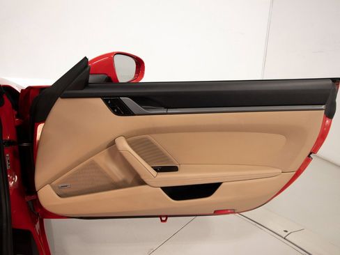 Used 2021 Porsche 911 Carrera S image 39