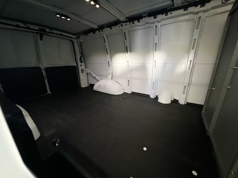 Used 2024 Chevrolet Express 2500 Work Van image 29