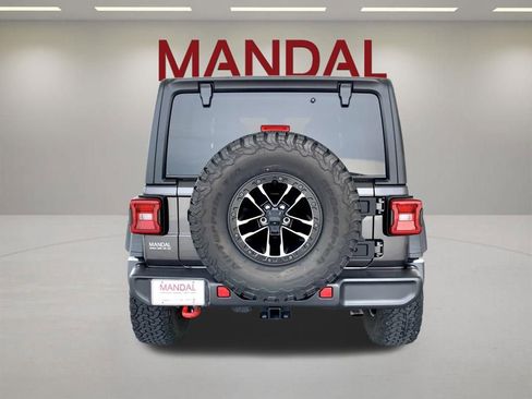 Used 2024 Jeep Wrangler Unlimited Rubicon w/ XTREMEE 35" Tire Package AWD/4WD image 7