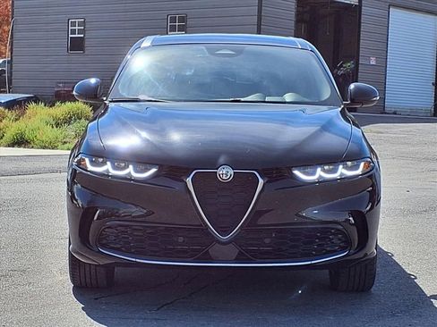 Used 2024 Alfa Romeo Tonale Ti image 2