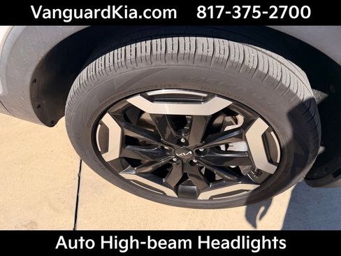 Certified 2025 Kia Telluride S image 11