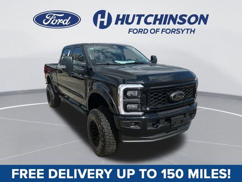 New 2025 Ford F250 XLT w/ Black Appearance Package image 1