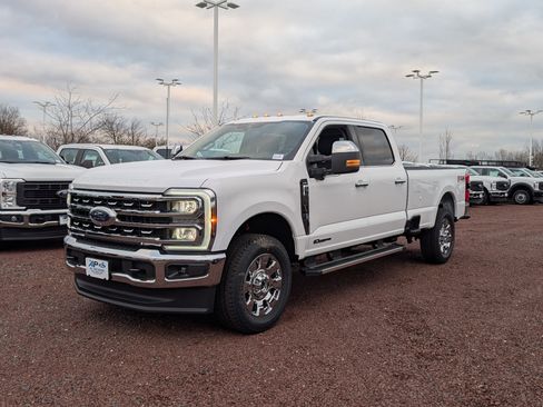 New 2026 Ford F350 Lariat w/ Chrome Package image 4