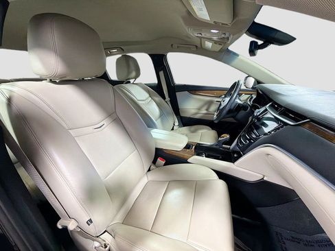 Used 2018 Cadillac XTS Luxury AWD/4WD image 31