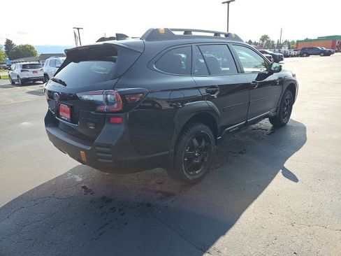 Used 2025 Subaru Outback Wilderness image 4