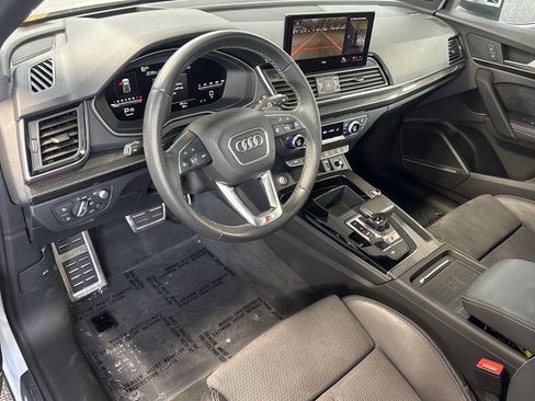 Used 2023 Audi SQ5 Prestige w/ Prestige Package AWD/4WD image 13