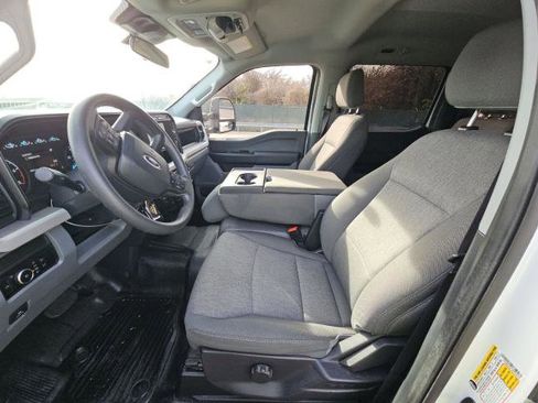 Used 2024 Ford F350 XL w/ XL Driver Assist Package image 7