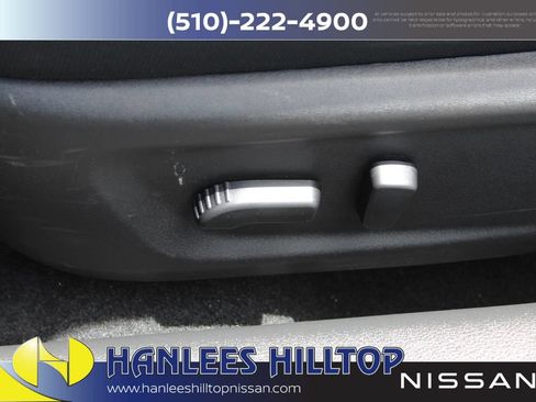 Used 2025 Nissan Altima 2.5 SV FWD image 13