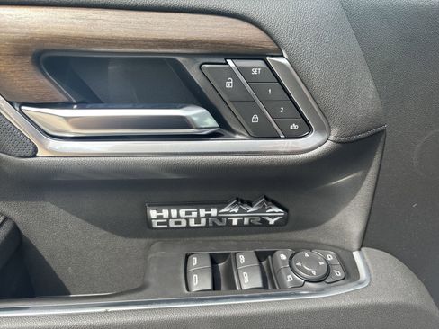 New 2026 Chevrolet Silverado 1500 High Country w/ Technology Package AWD/4WD image 16