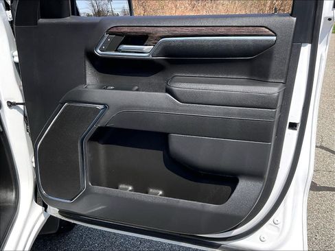 Used 2023 GMC Sierra 1500 Elevation image 12