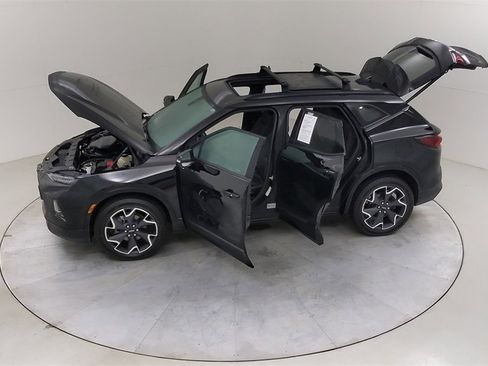Used 2022 Chevrolet Blazer RS image 55