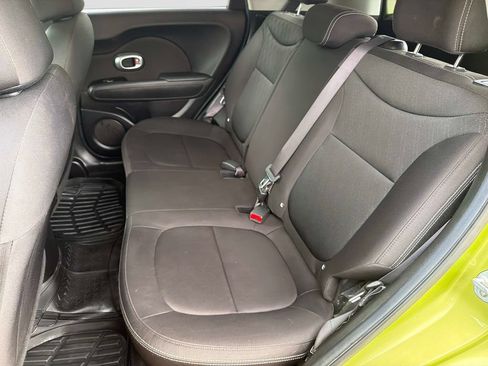 Used 2019 Kia Soul FWD image 14