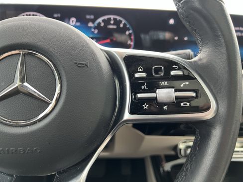 Used 2023 Mercedes-Benz CLA 250 image 18