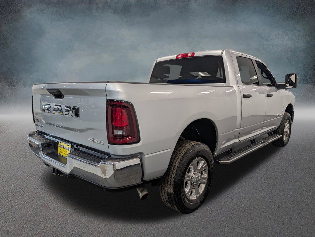 Used 2026 RAM 2500 Big Horn AWD/4WD image 4