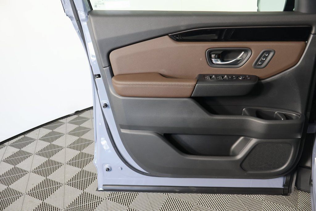 New 2026 Honda Pilot TrailSport image 7