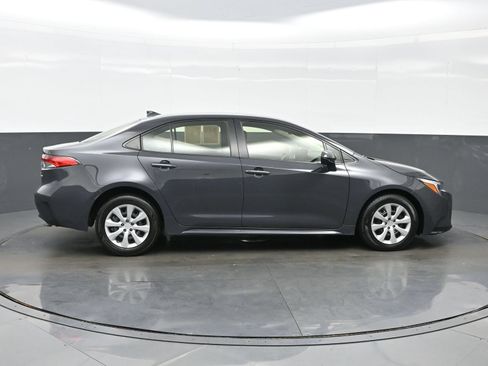 Used 2024 Toyota Corolla LE FWD image 7