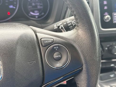 Used 2019 Honda HR-V Sport image 14