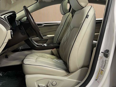 Used 2017 Ford Fusion Energi Platinum FWD image 32