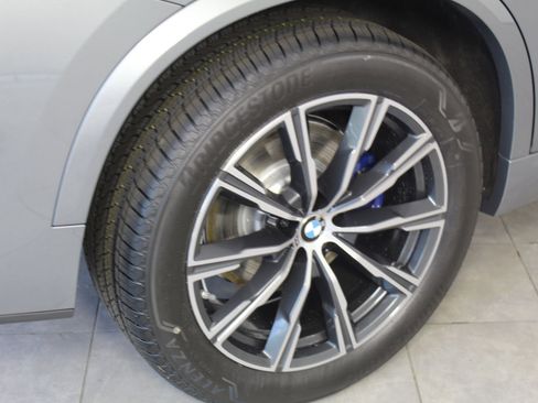Used 2026 BMW X5 sDrive40i w/ M Sport Package image 10