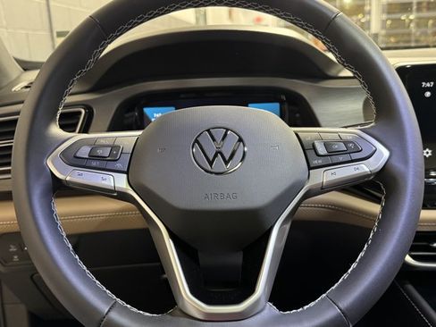 New 2026 Volkswagen Atlas Cross Sport SE image 23