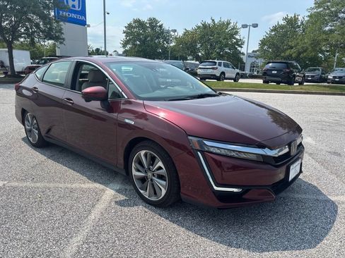 Used 2018 Honda Clarity Plug-In Hybrid image 3