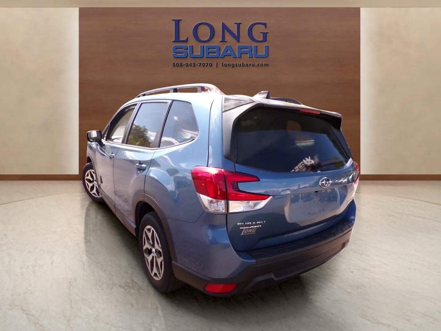 Certified 2024 Subaru Forester Premium AWD/4WD image 3