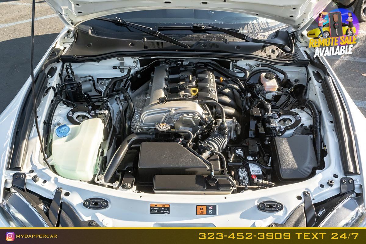 Used 2021 MAZDA MX-5 Miata Sport RWD image 14