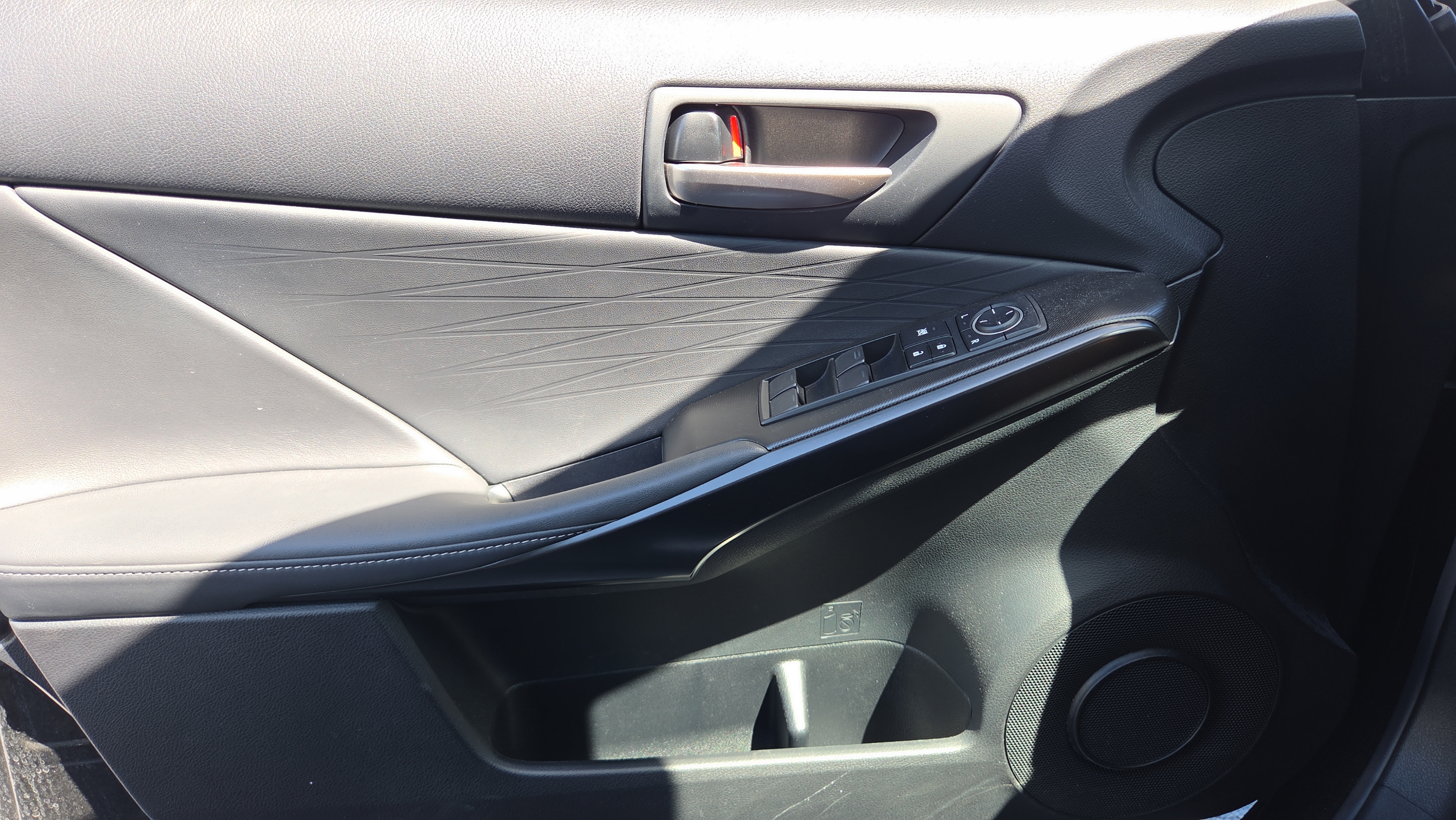 Used 2022 Lexus IS 350 F Sport RWD image 35