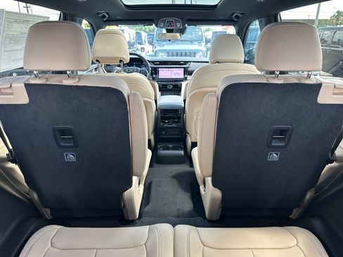New 2026 Jeep Grand Cherokee L Limited w/ Limited Altitude Package RWD image 16