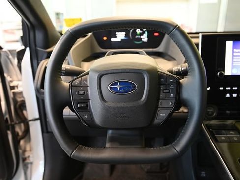 Certified 2025 Subaru Solterra AWD/4WD image 4