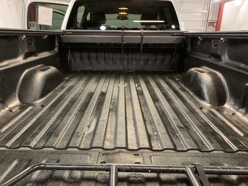 Used 2013 GMC Sierra 2500 SLT w/ SLT Convenience Package image 20