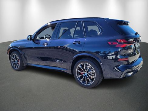 Used 2026 BMW X5 sDrive40i w/ M Sport Package image 5