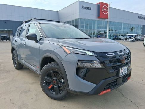 New 2026 Nissan Rogue SV AWD/4WD image 1