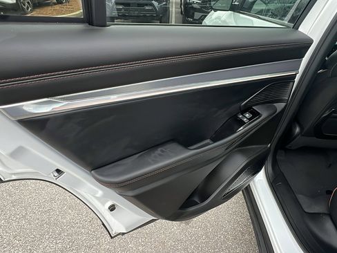 Used 2024 Jeep Wagoneer Launch Edition image 24