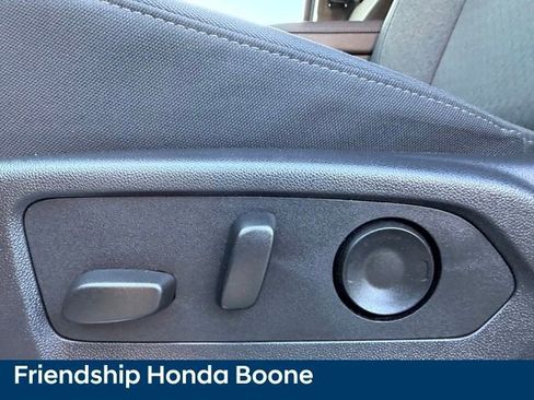 Used 2024 Chevrolet Silverado 1500 LT Trail Boss AWD/4WD image 15