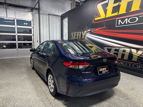 Used 2023 Toyota Corolla LE FWD image 12