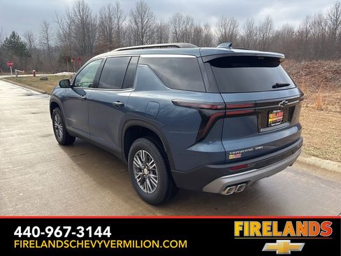 New 2026 Chevrolet Traverse LT w/ Driver Confidence Package image 3