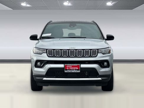 Used 2025 Jeep Compass Limited AWD/4WD image 6