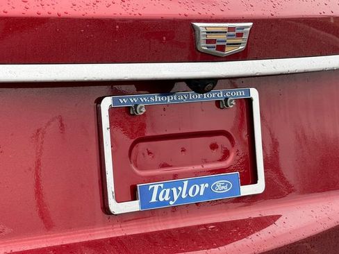 Used 2025 Cadillac XT6 Sport w/ LPO, Floor Liner Package image 31