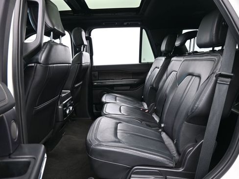 Used 2020 Ford Expedition Limited image 34