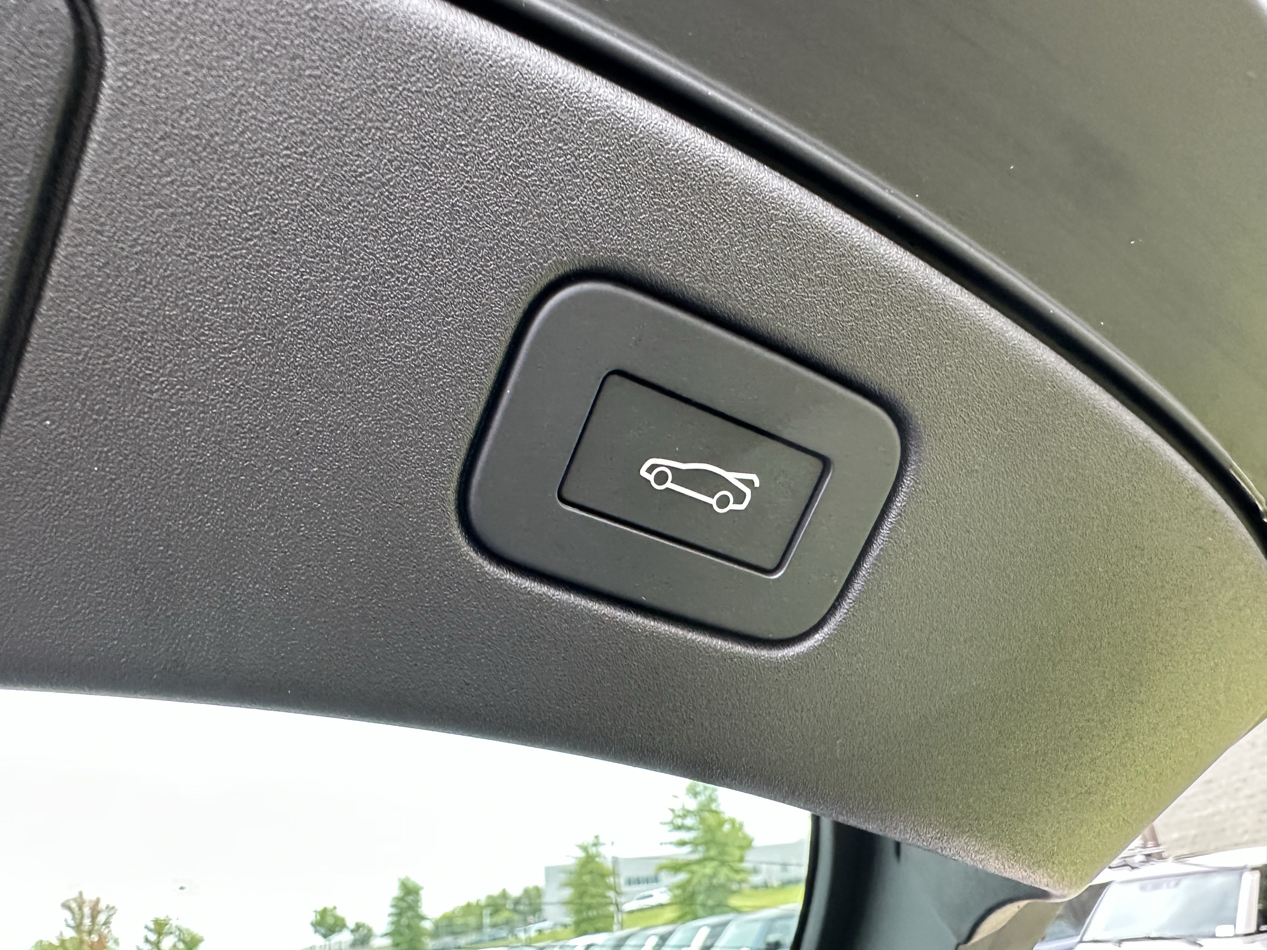 Certified 2024 Jaguar F-TYPE R-Dynamic RWD image 35