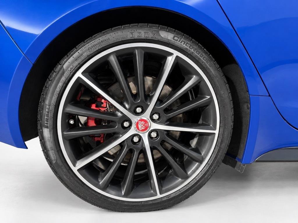 Used 2018 Jaguar XE S AWD/4WD image 26