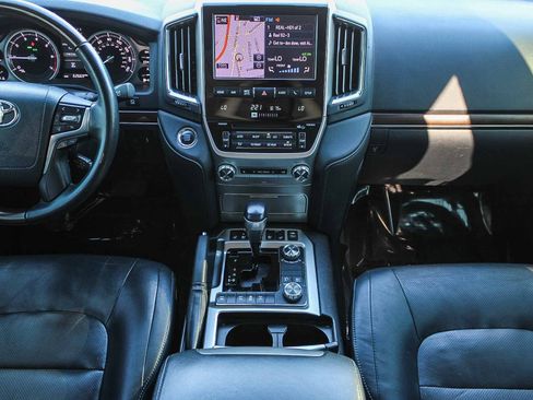 Certified 2021 Toyota Land Cruiser image 13