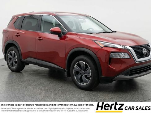 Used 2025 Nissan Rogue SV image 1